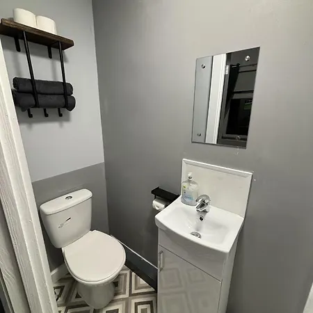 Pensionat Contactor Digs - Ensuite At Keith Street